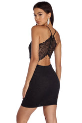 Figurbetontes Kleid mit Glitzerbox